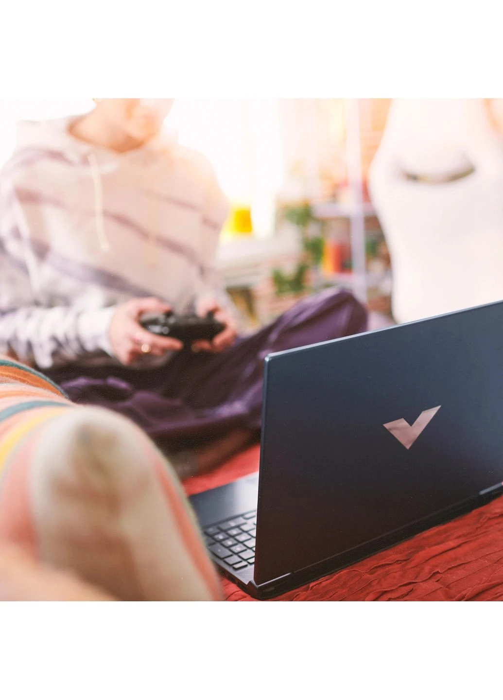 Ноутбук Victus 15-fb3104ua 15.6' FHD IPS AG, AMD R7-8845HS, 16GB, F512GB, NVD4050-6, DOS, синій HP (382805860)