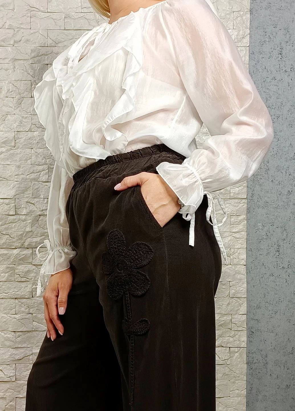 Брюки LUX LUNA з мікровельвету з аплікацією (361298567)