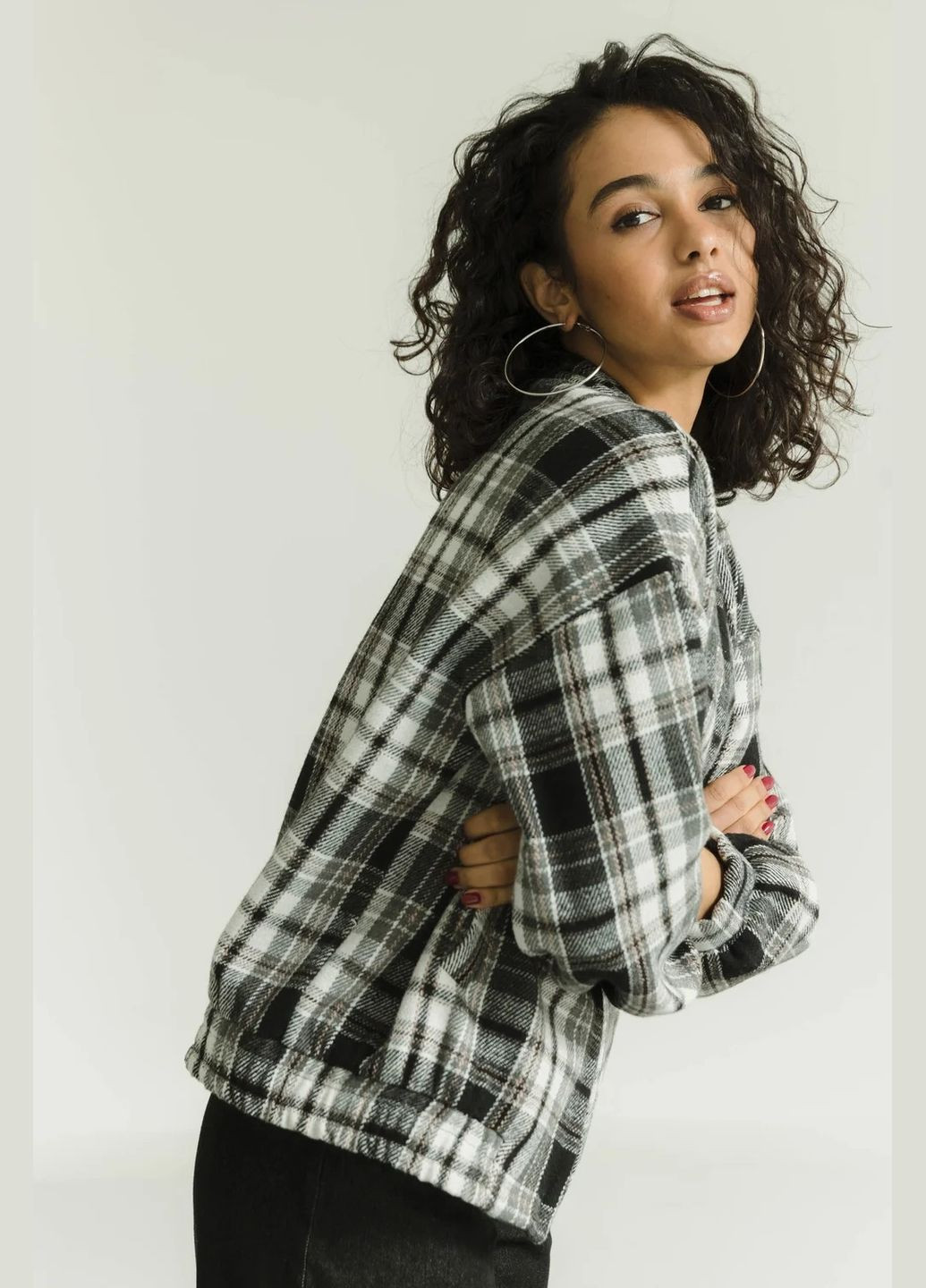 Чорна демісезонна бомбер Seventeen