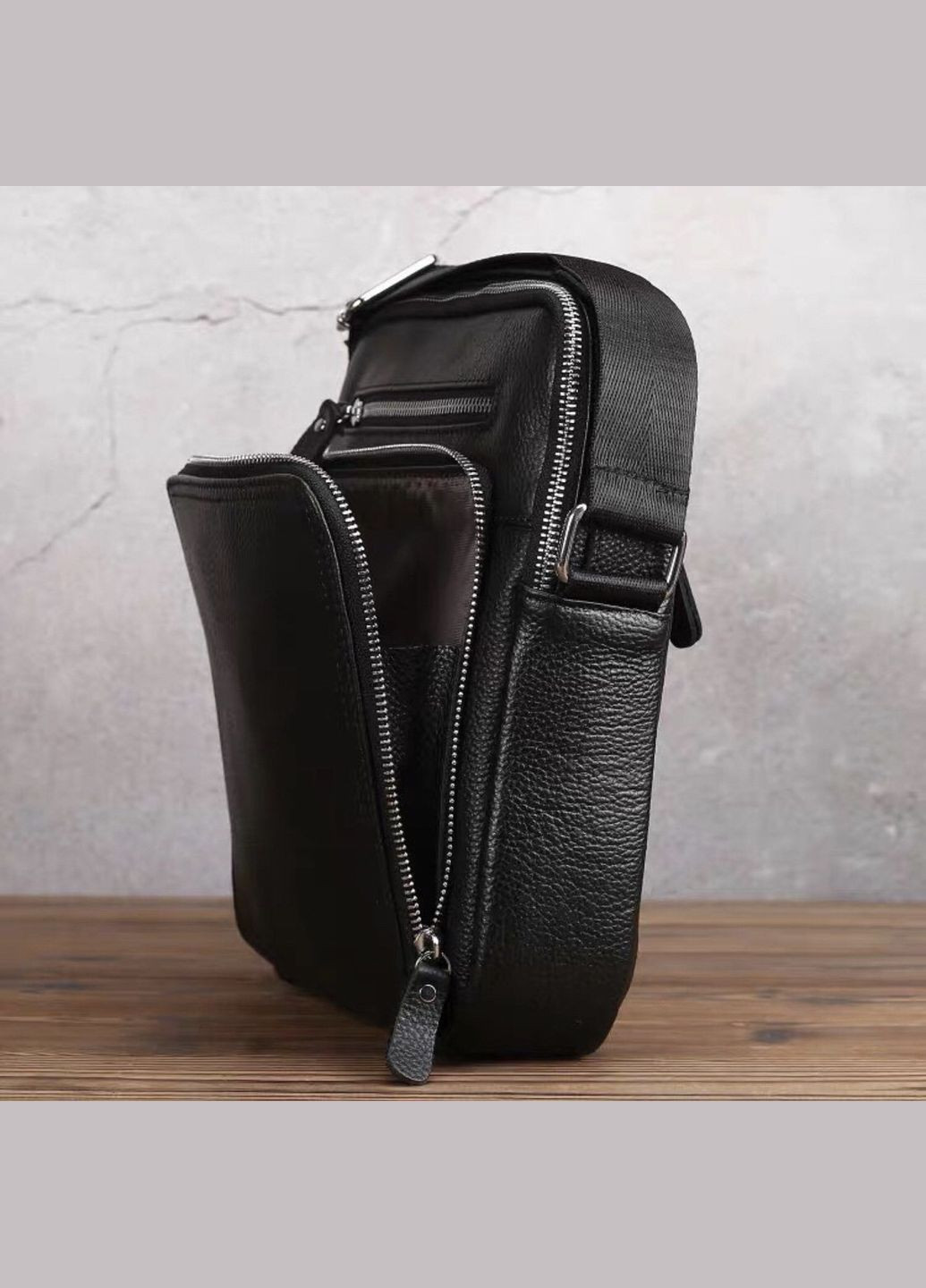 Шкіряна чоловіча чорна сумка Tiding Bag DL9256-4 No Brand (335039694)