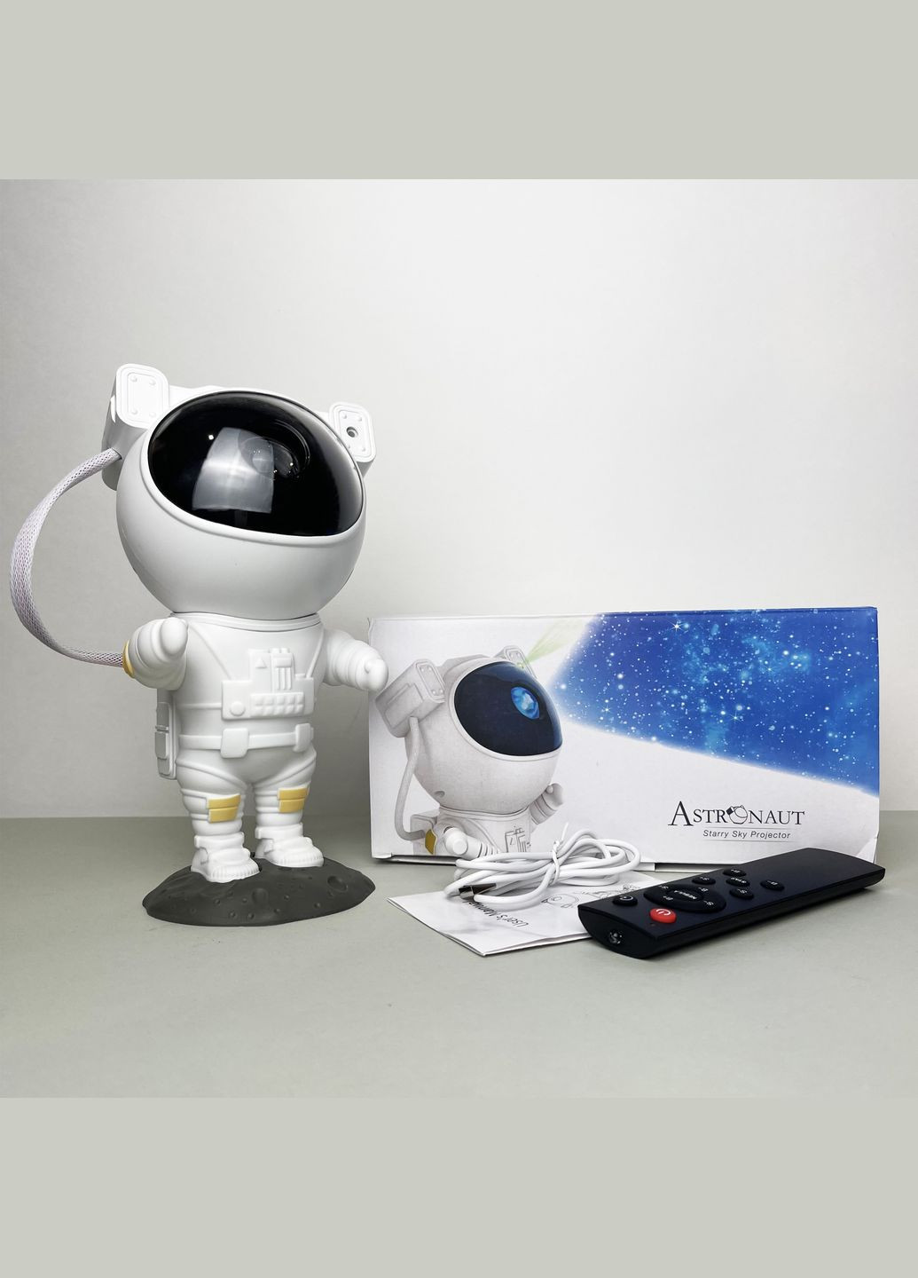 Светильник-проектор Астронавт Starry Sky RGB + пульт No Brand (328387557)