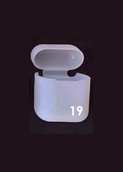 Чехол на AirPods силиконовый №19 Foxconn (338832991)