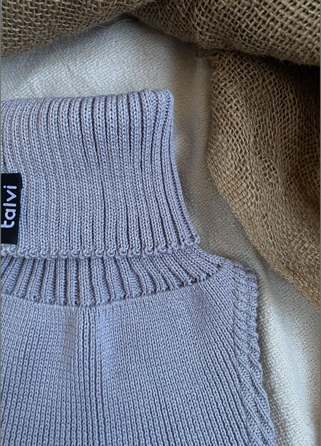 Стильна дитяча в'язана манишка Talvi Айріс (313401918)