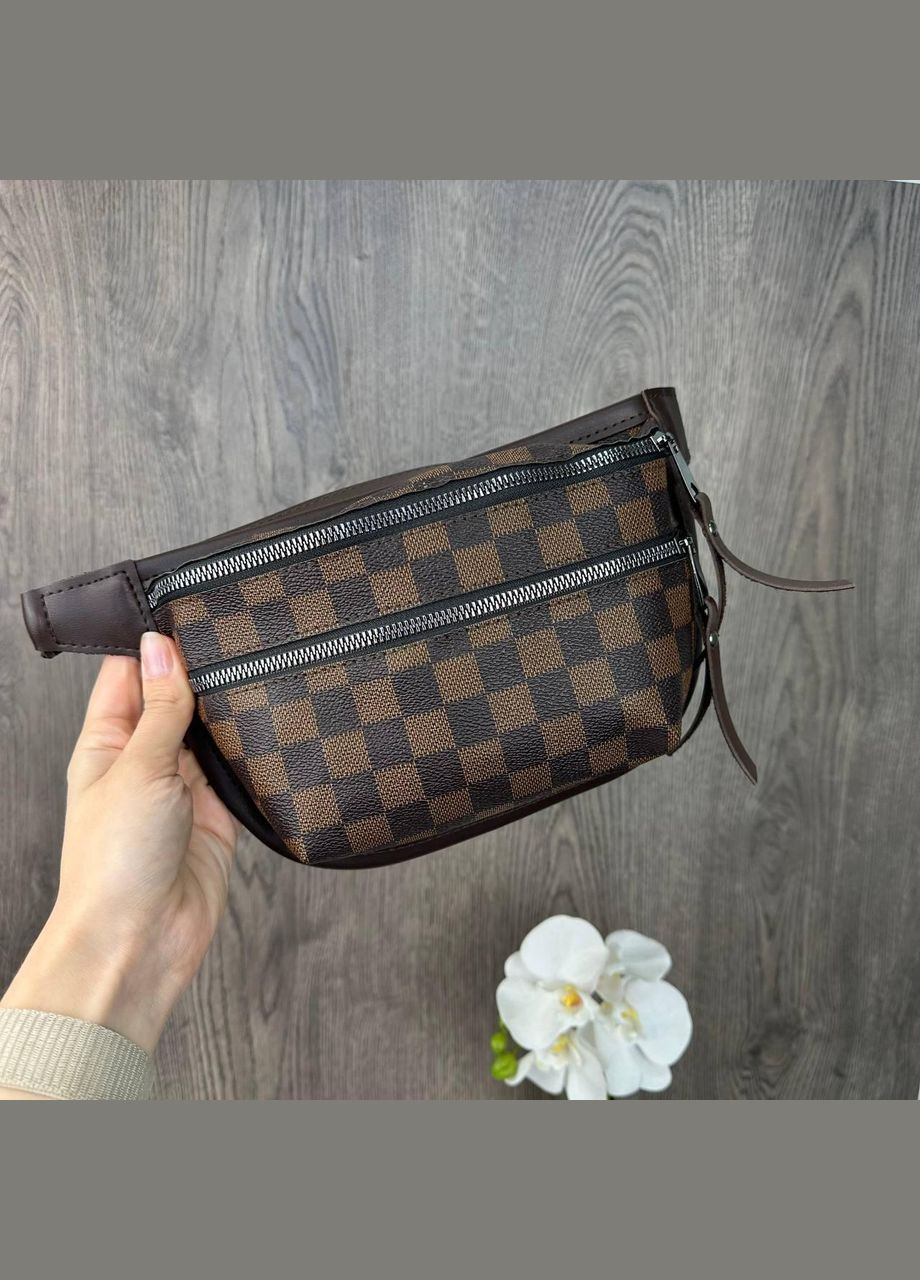 Жіноча сумочка бананка на груди кросс-боді з екошкіри з металевою фурнітурою чорна (sku_1304Н) No Brand (330575564)