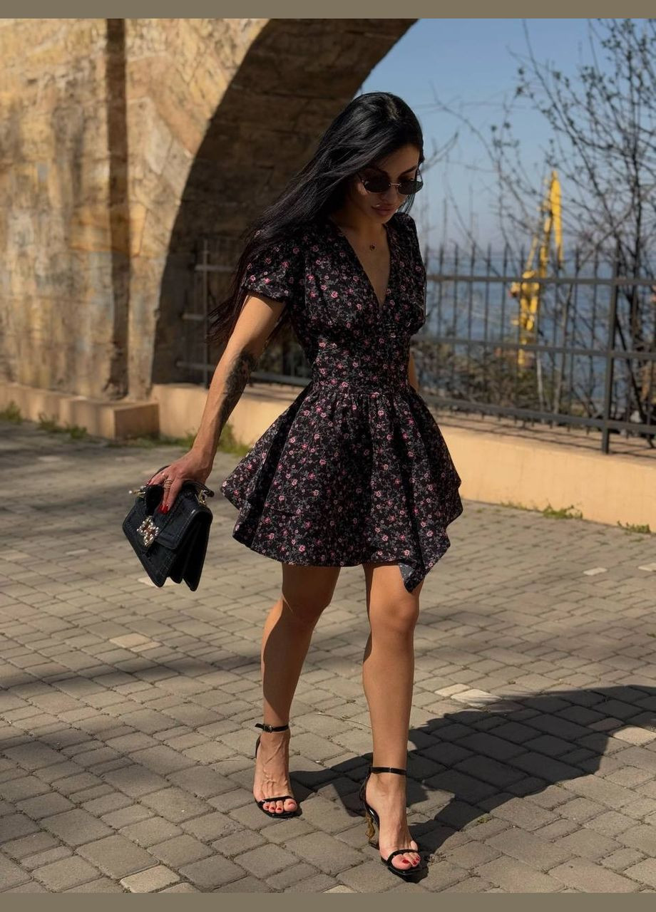 Червона кежуал сукня із імітацією корсету та завʼязками позаду з пишною спідницею Adelante з квітковим принтом