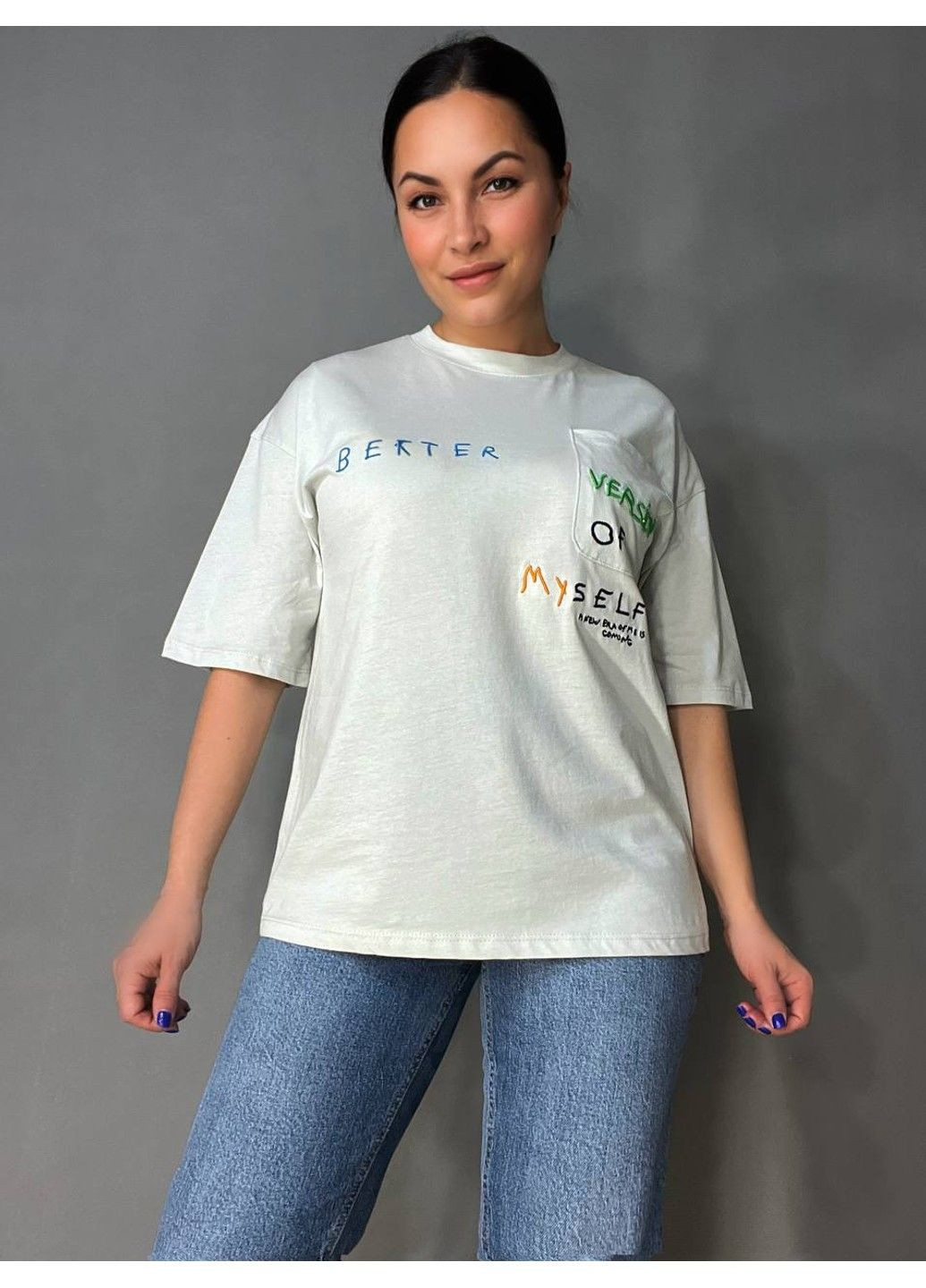 Футболка жіноча BX24-19 світло-сіра оверсайз з кишенею та вишивкою Pepper&Mint - (330642304)