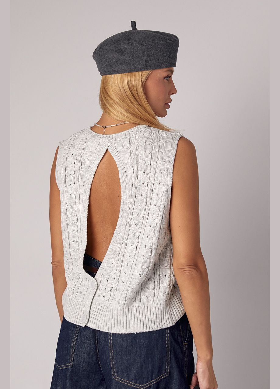 Вязаная жилетка в косички с вырезом на спине - светло-серый Lurex (304266708)