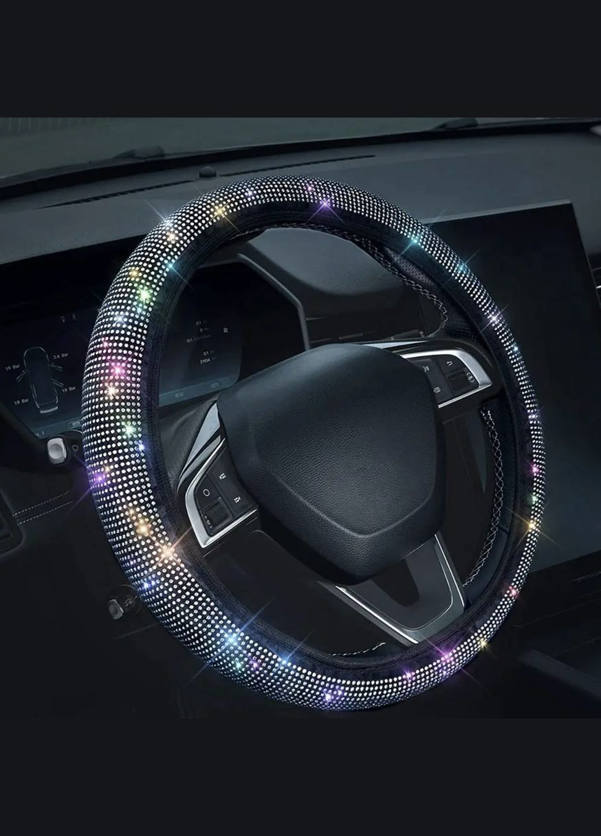 Чохол на кермо зі стразами 38 см діаметр різнокольоровий універсальний блискучий антислизький 1 шт No Brand (316262051)