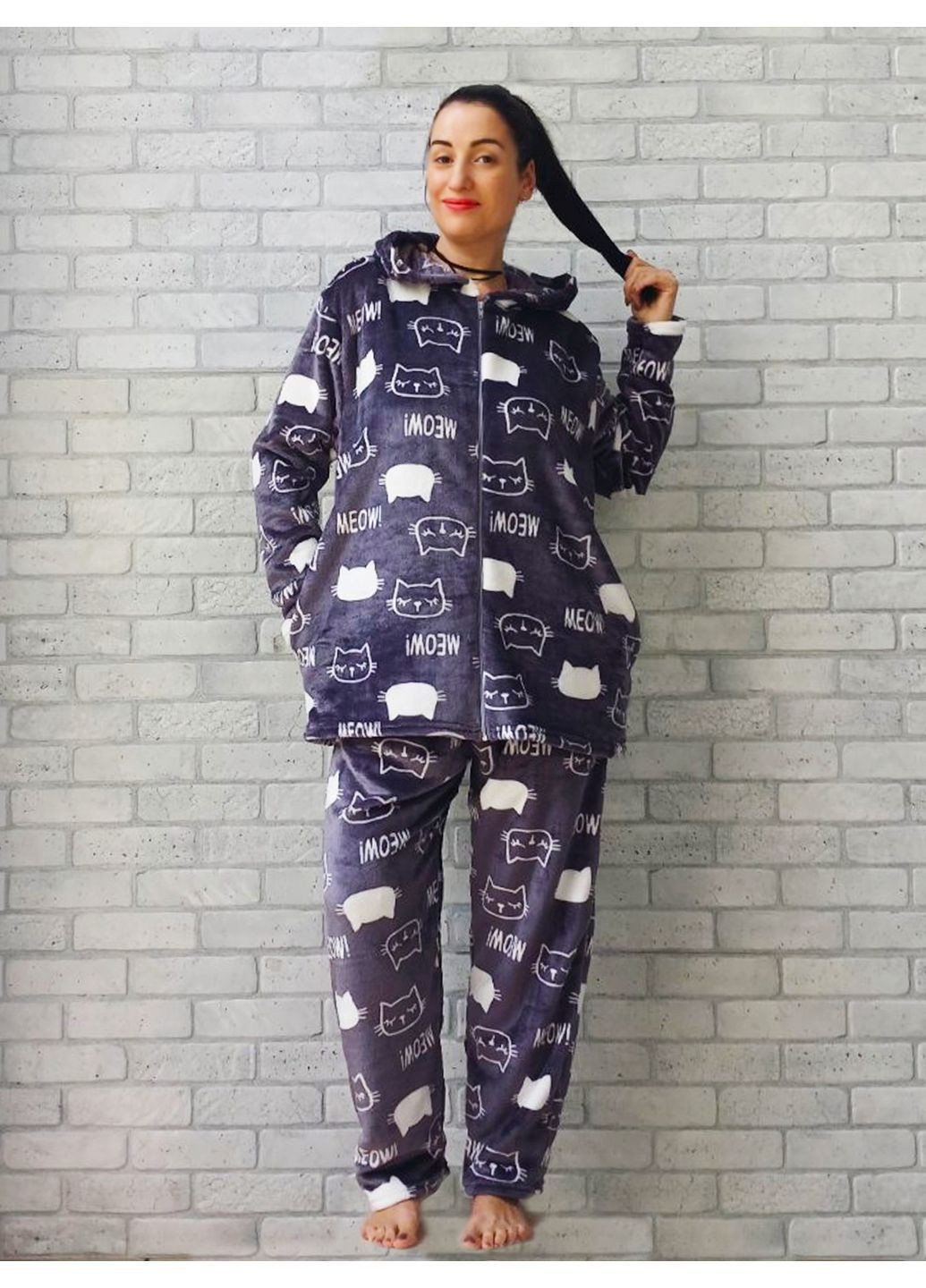 Серая женский домашний костюм пижама на молнии вельсофт No Brand