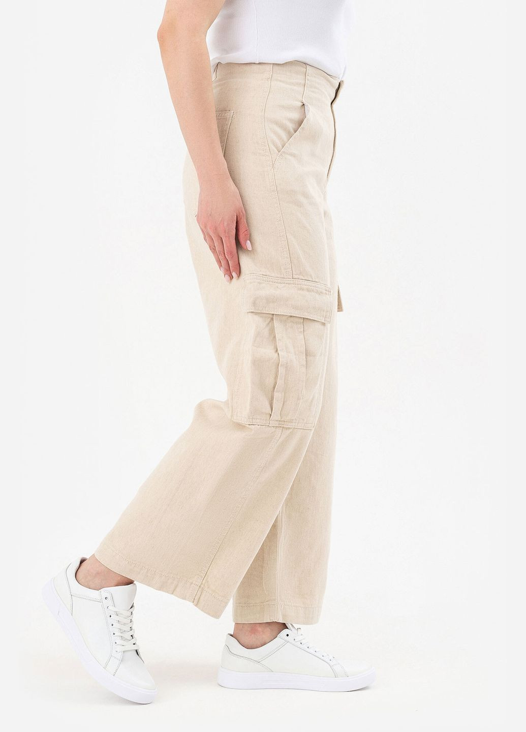 Широкі жіночі джинси з накладними кишенями Denim - (302713885)