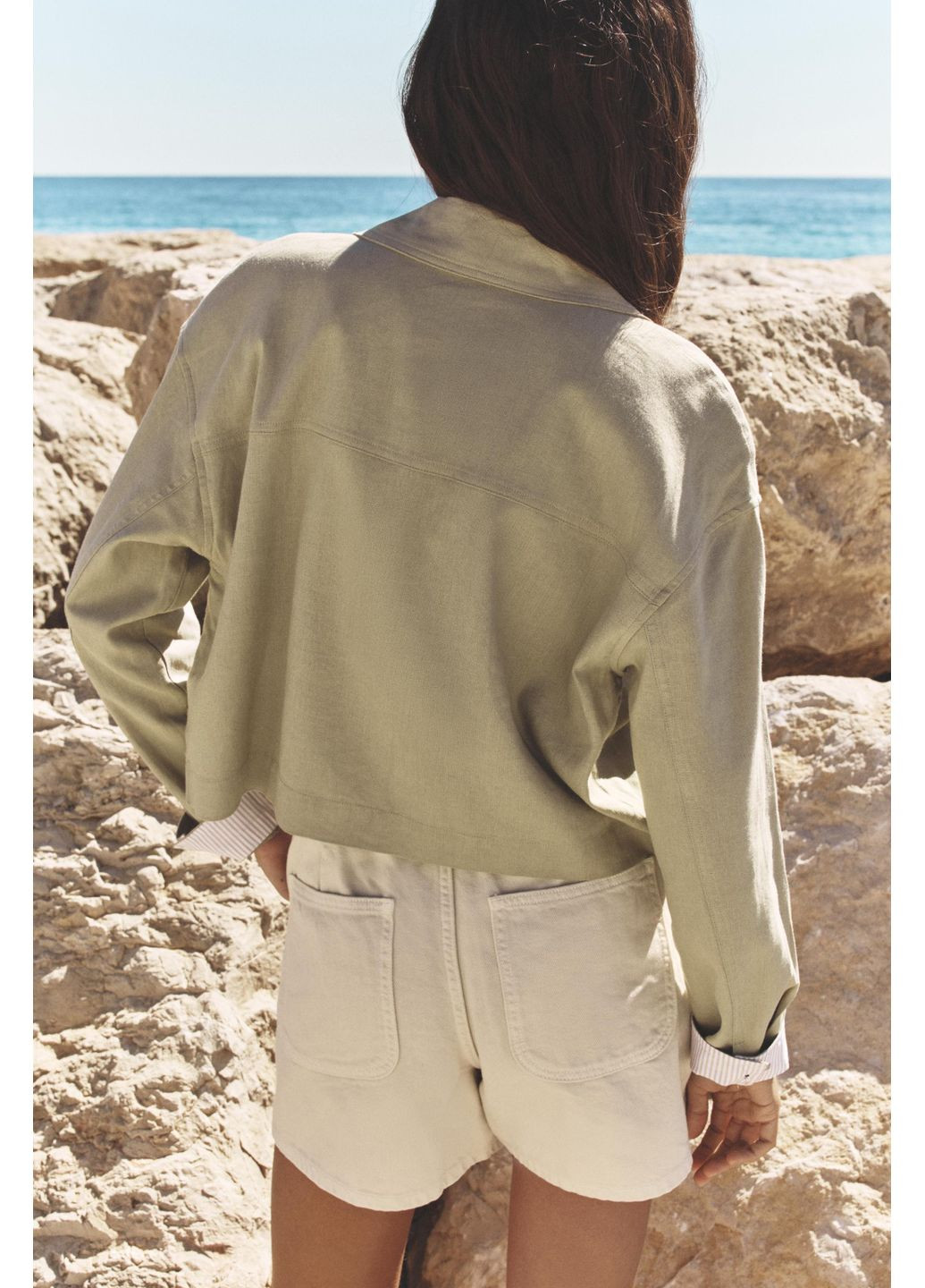 Оливкова (хакі) демісезонна укорочена куртка зі змішаної лляної тканини Zara