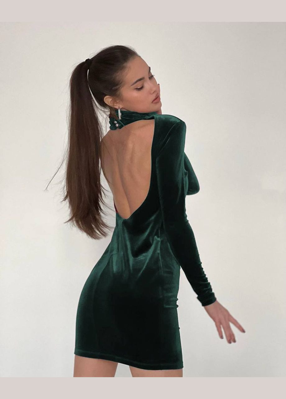 Смарагдова оксамитова ніжна сукня з відкритою спиною Nositi