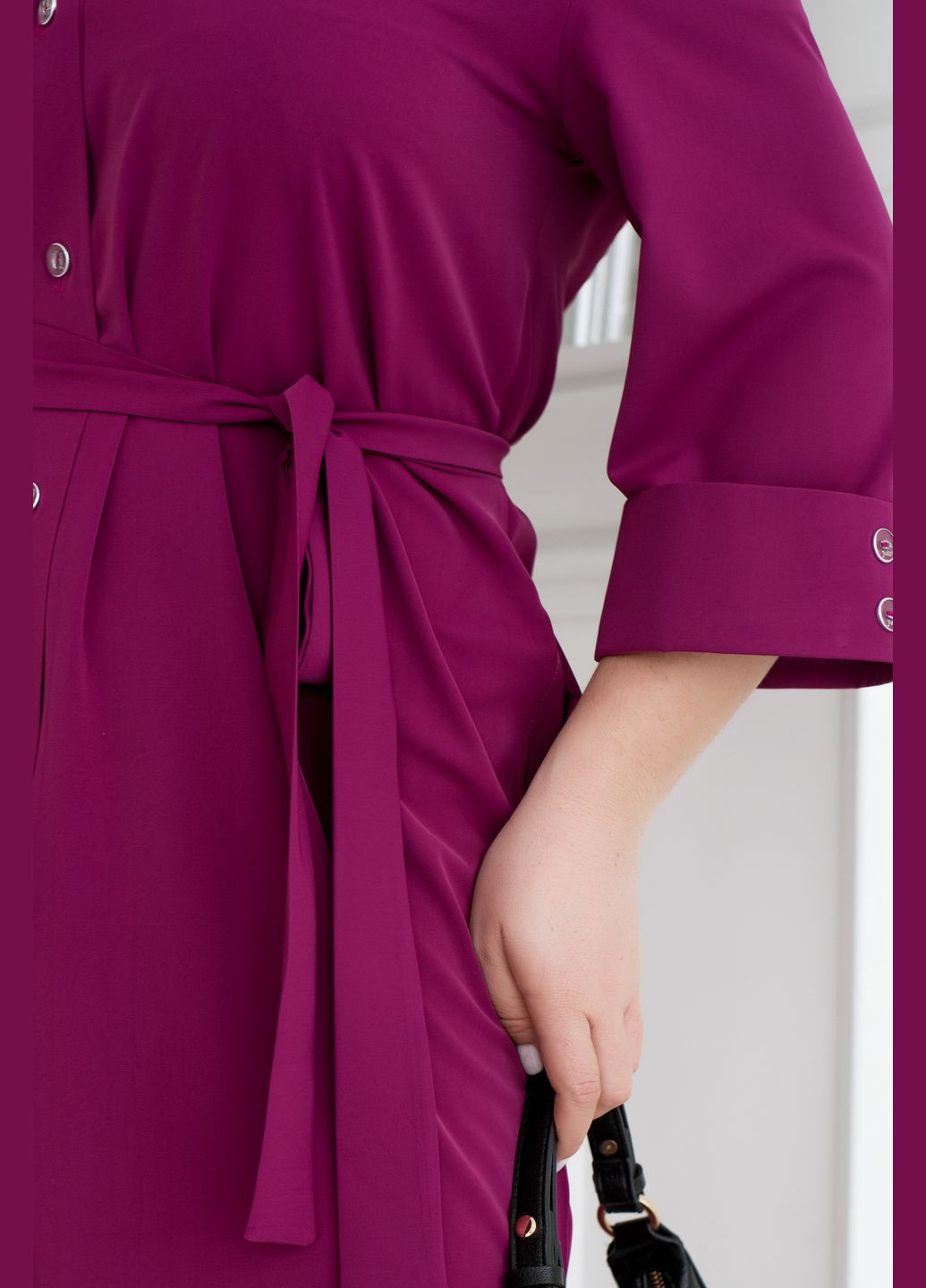 Фуксиновое (цвета Фуксия) деловое платье-рубашка с поясом рубашка No Brand однотонное