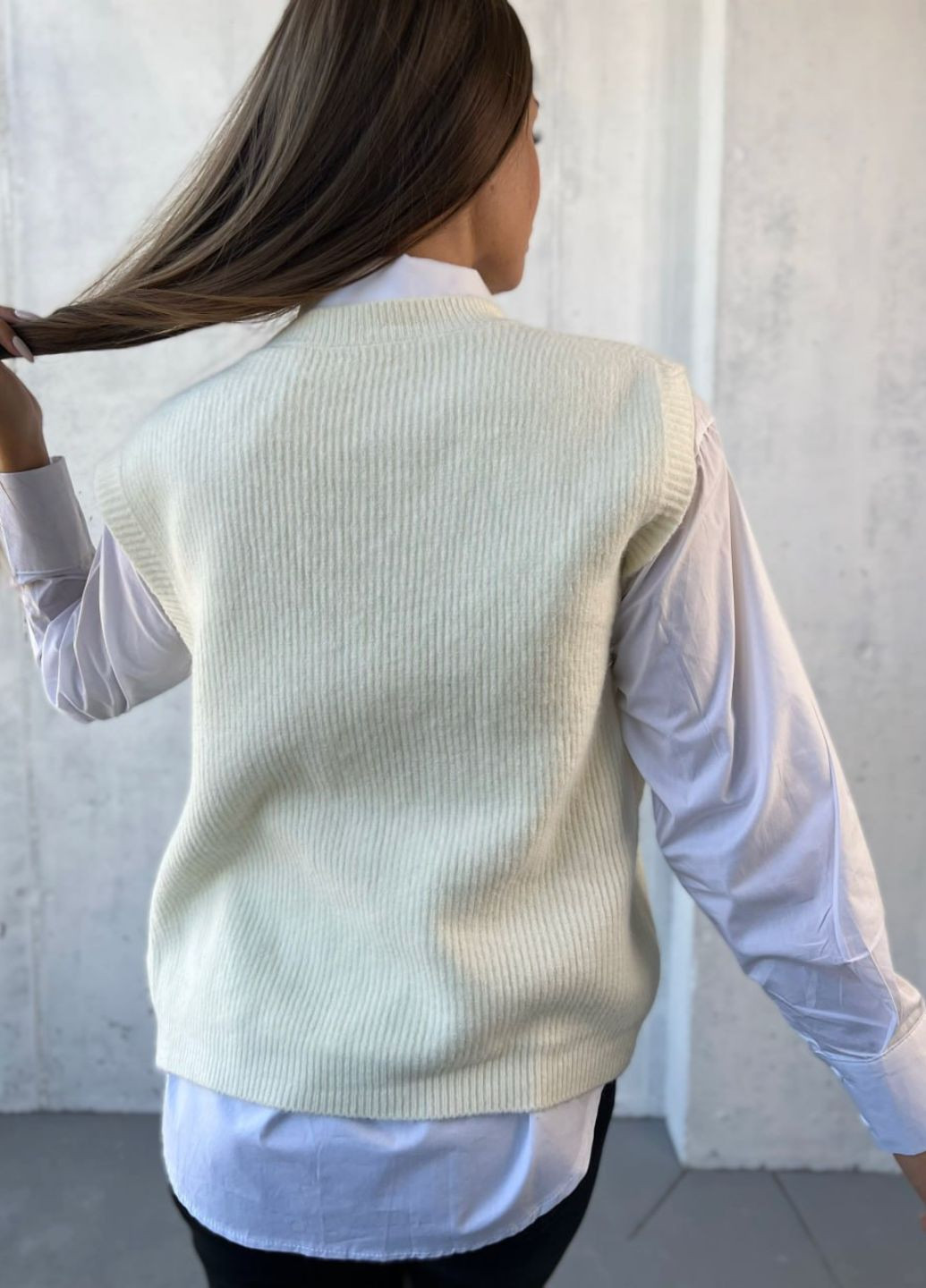 Молочный демисезонный комплект: жилет + рубашка Україна