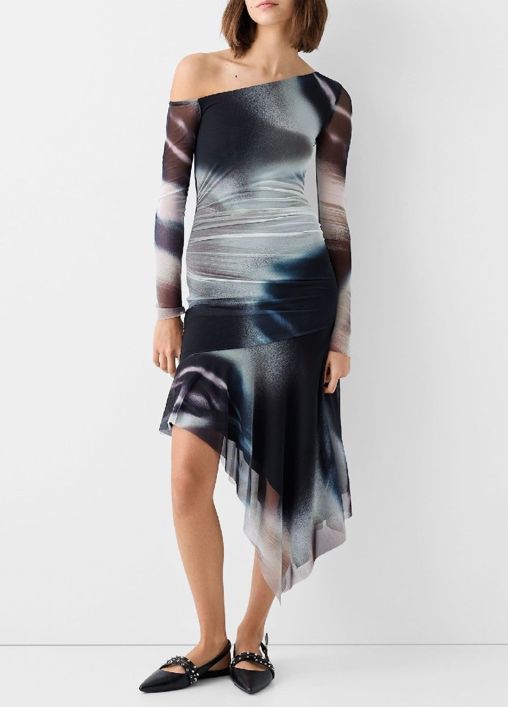 Сіра святковий сукня Bershka з абстрактним візерунком
