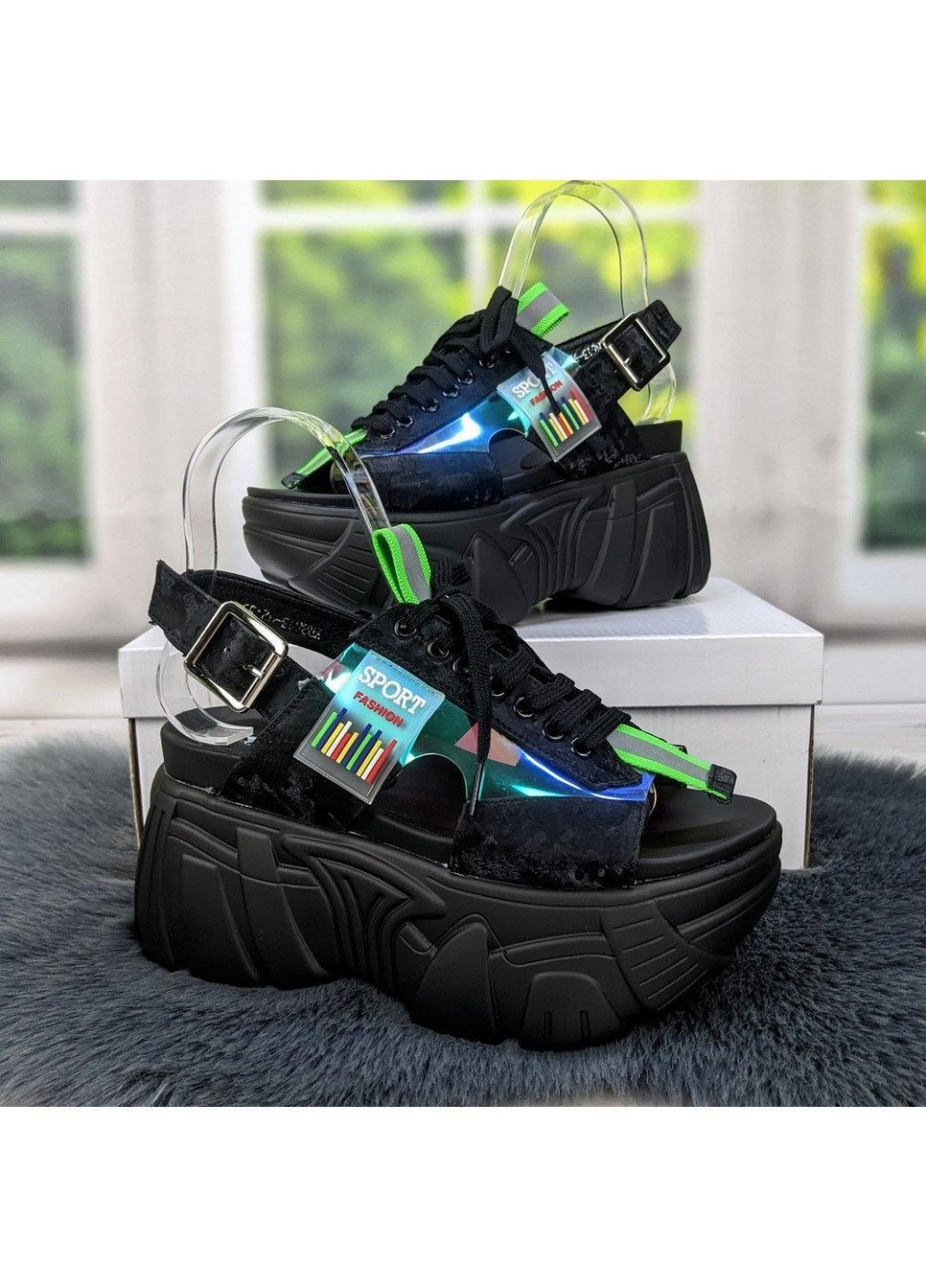 Черные босоножки женские спортивные на платформе Girnaive