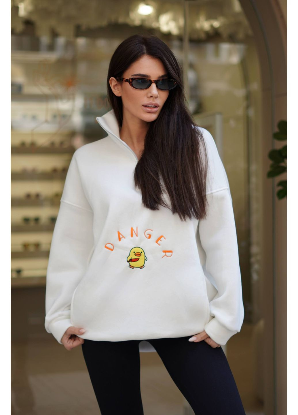 Білий світшот жіночий «скажена качечка» — замір в описі Vione однотонний без декору (368708905)