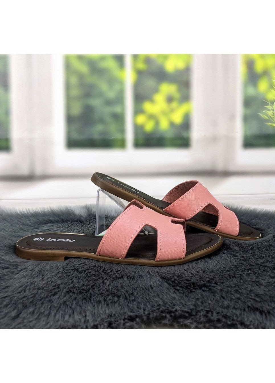 Розовые шлепанцы женские кожаные Inblu
