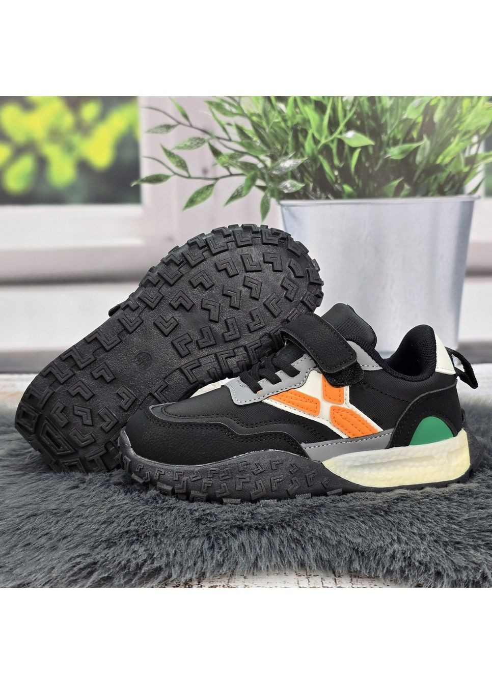 Черные демисезонные кроссовки подростковые Kimboo