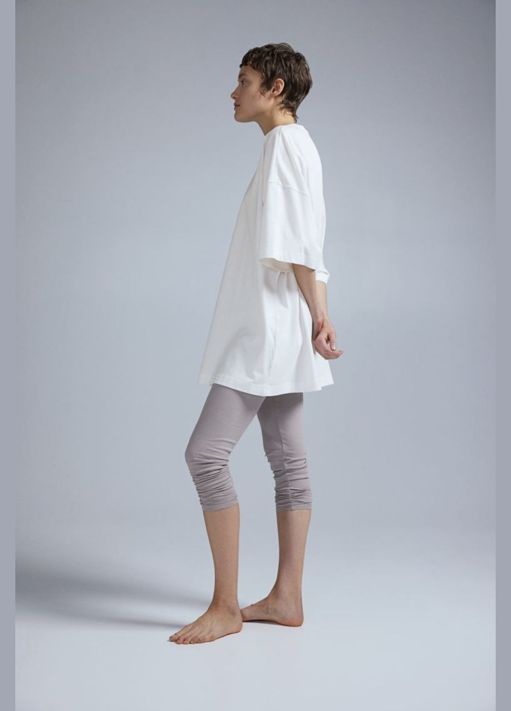 Обширная удлиненная футболка H&M oversize - (298704343)