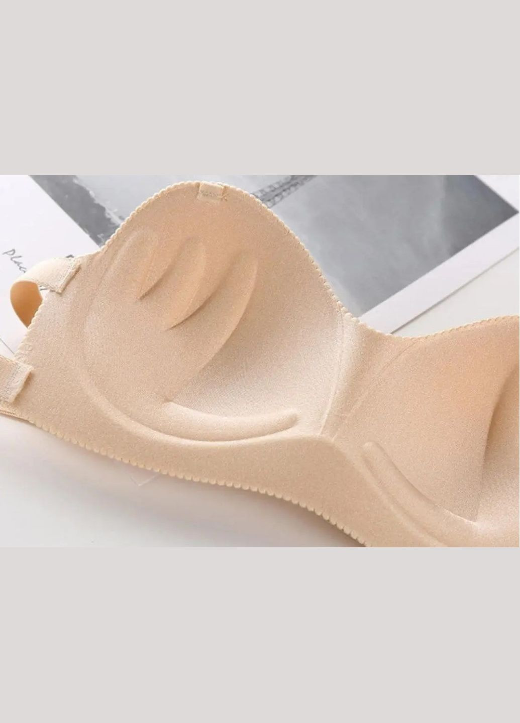 Бежевый балконет бюстгальтер бесшовный classic бюст гладкий в бандо стиле с push-up балконет с регулируемой спиной No Brand