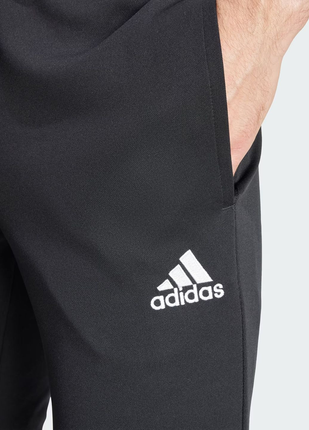 Черные спортивные демисезонные брюки adidas