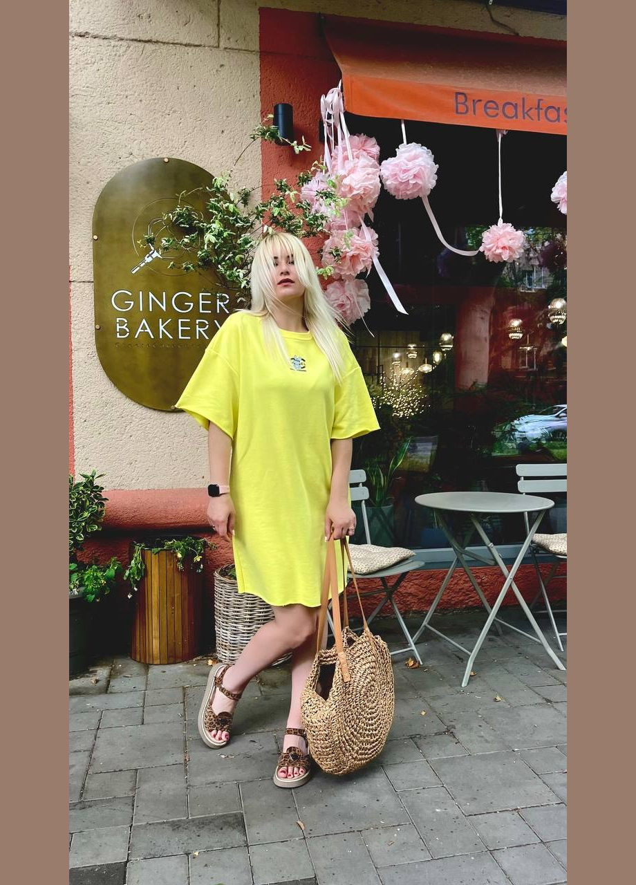 Желтое платье No Brand