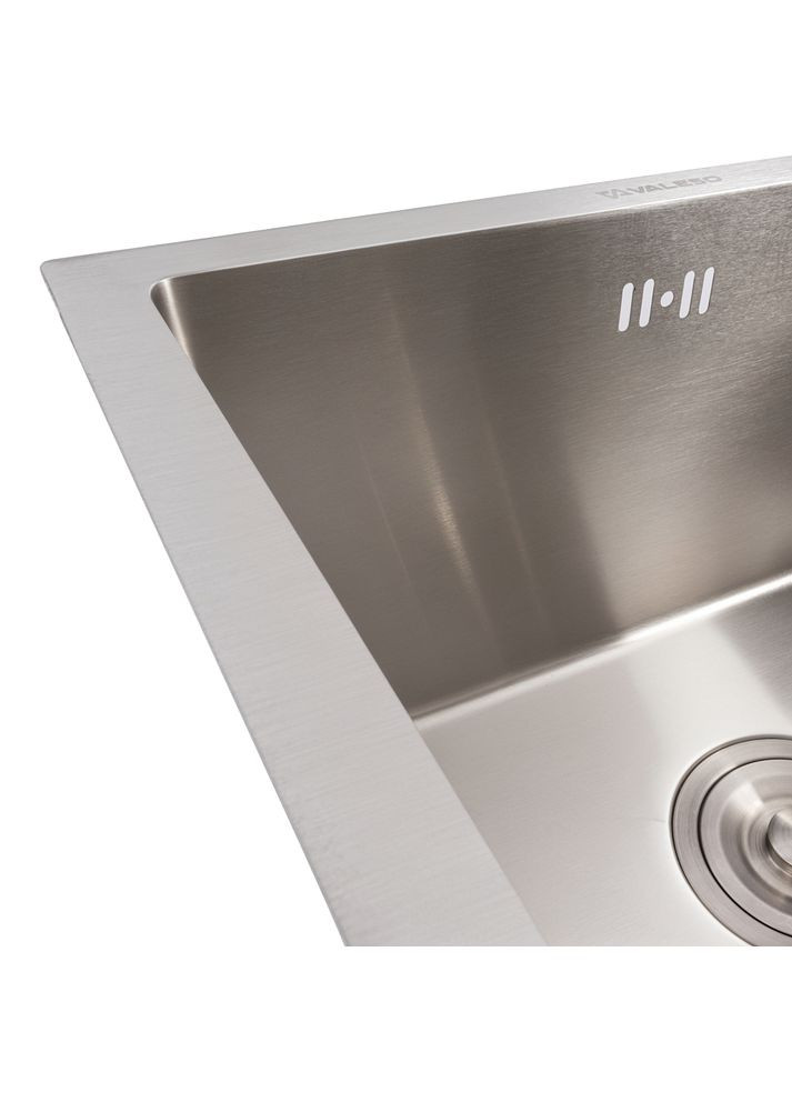 Кухонна мийка нержавійка 44*44 Handmade монтаж під стільницю (3.0/0.8) Valeso (353746831)