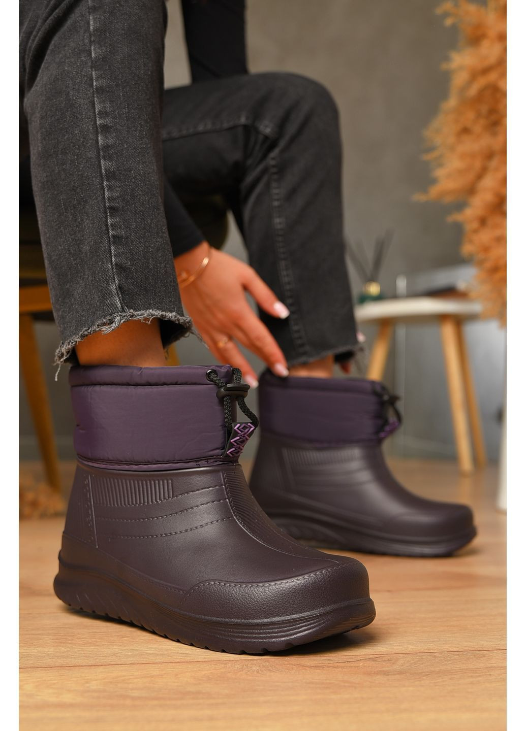 Дутики жіночі на хутрі чорного кольору Let's Shop (362027504)