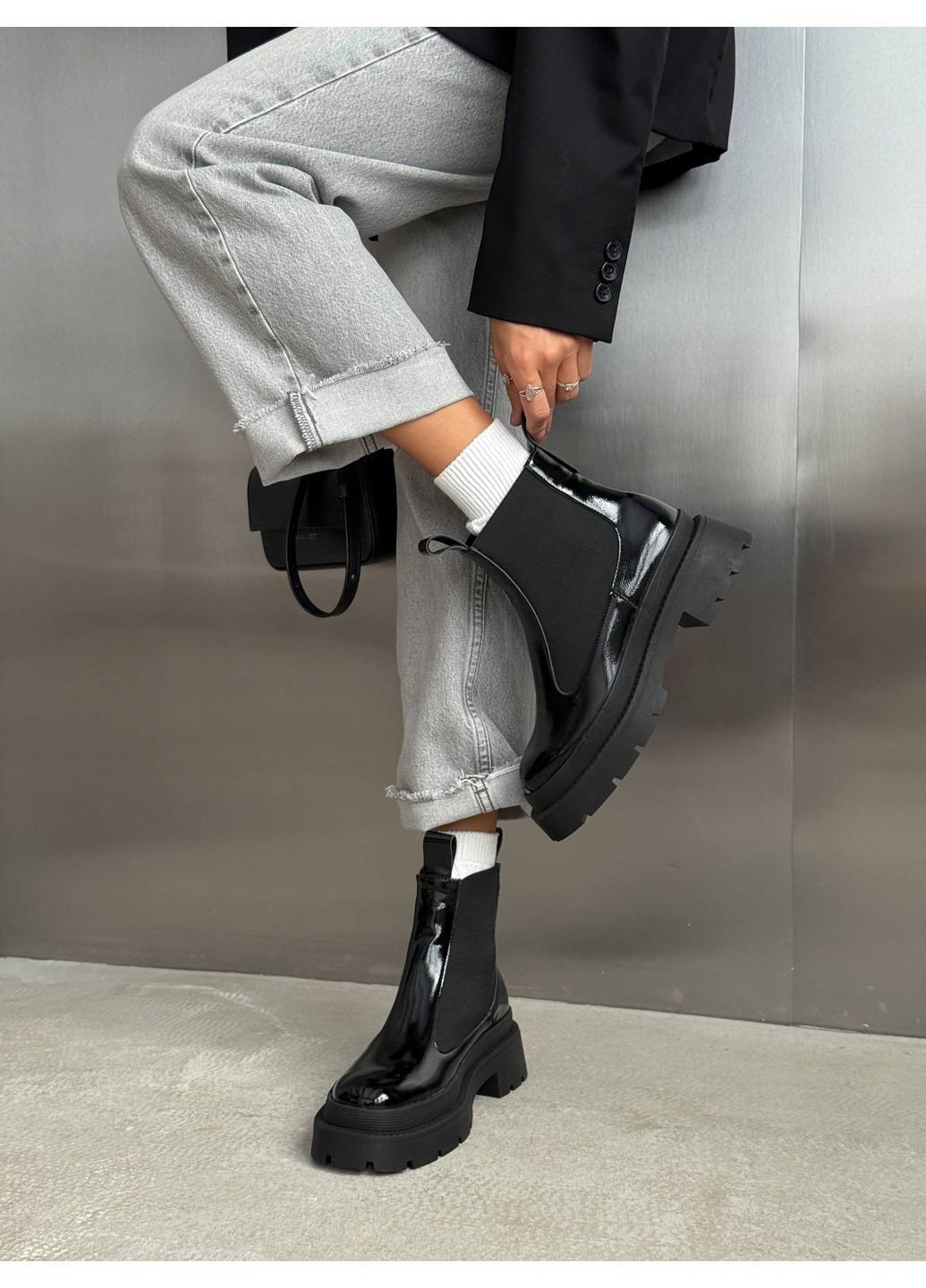 Зимние зимние челси из лакированной кожи Helen