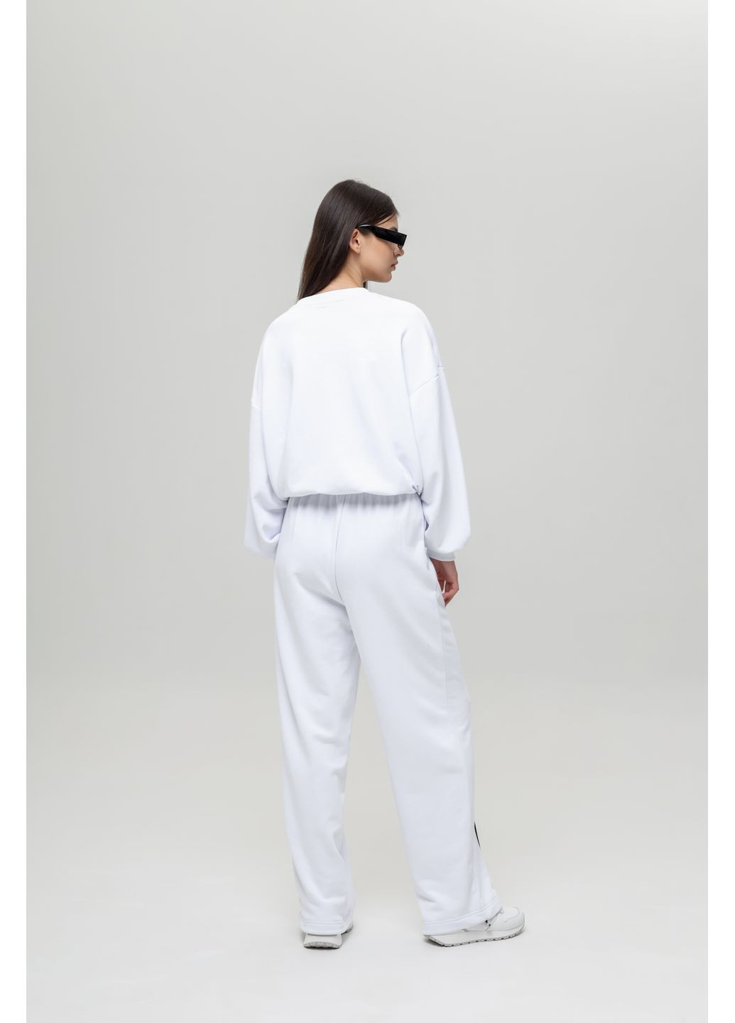 Белые повседневный демисезонные брюки NEWGEN