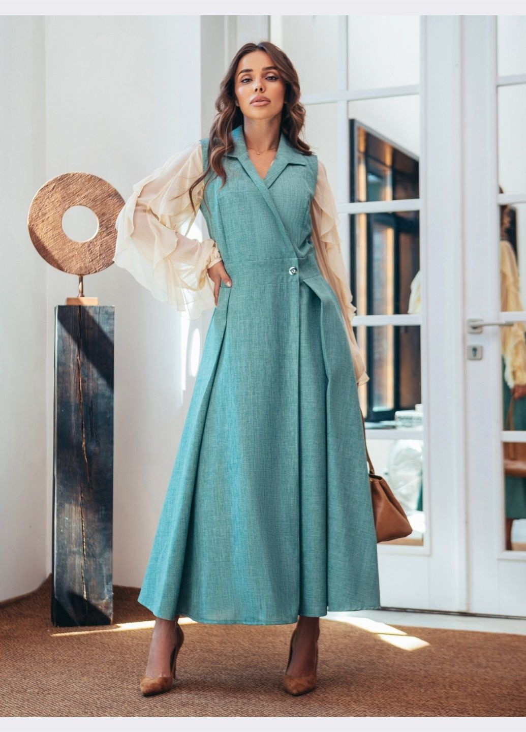 Демисезонный женский сарафан бирюзового цвета з застёжкой на пуговицу Dressa однотонный