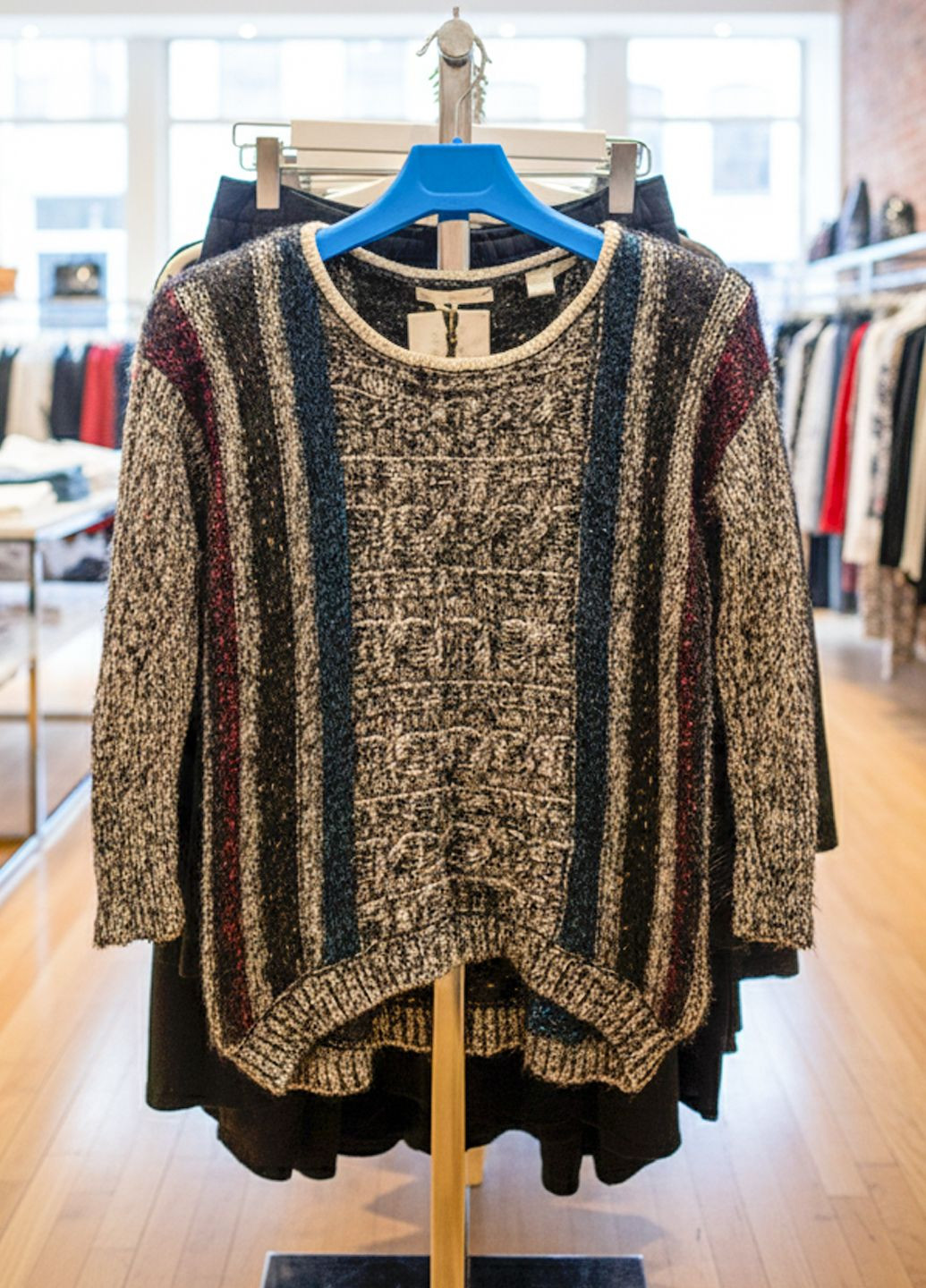 Серый демисезонный женский демисезонный свитер lw-835314 серый Lowett