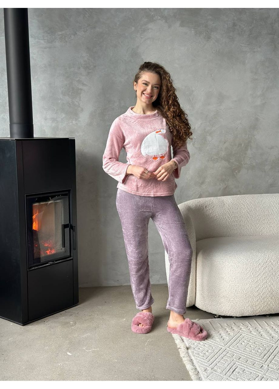 Рожева мʼяка плюш піжамка Vakko