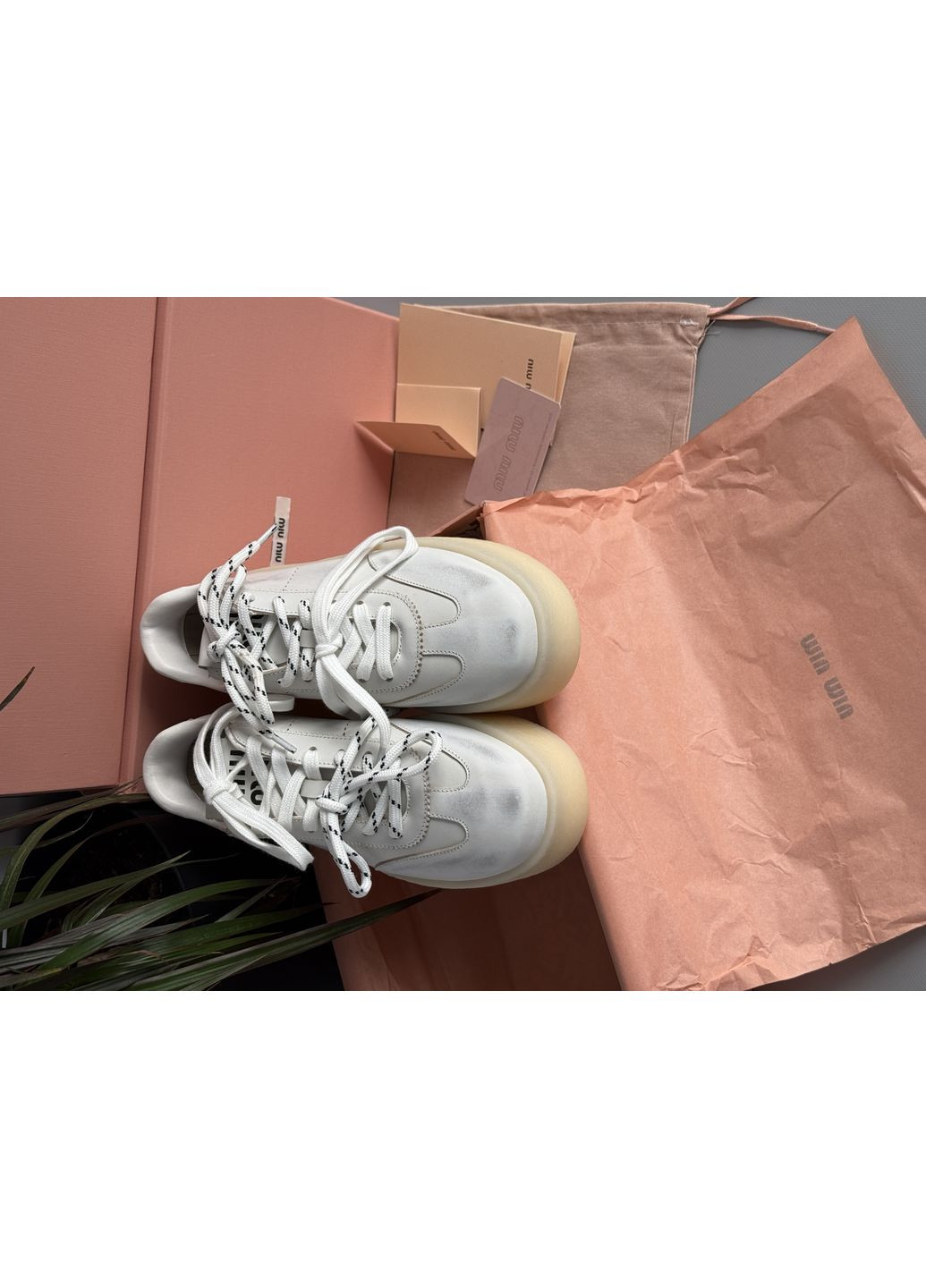 Кроссовки женские Miu Miu White| Миу Миу белые No Brand белые демисезоны (365963547)