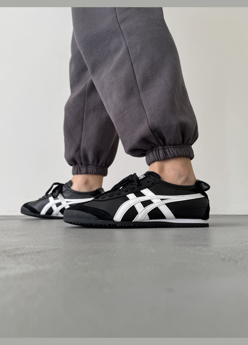Кроссовки женские и мужские Asics Onitsuka Tiger black white | Асикс Онитцука Тайгер черные белые No Brand чёрные демисезоны (316231452)