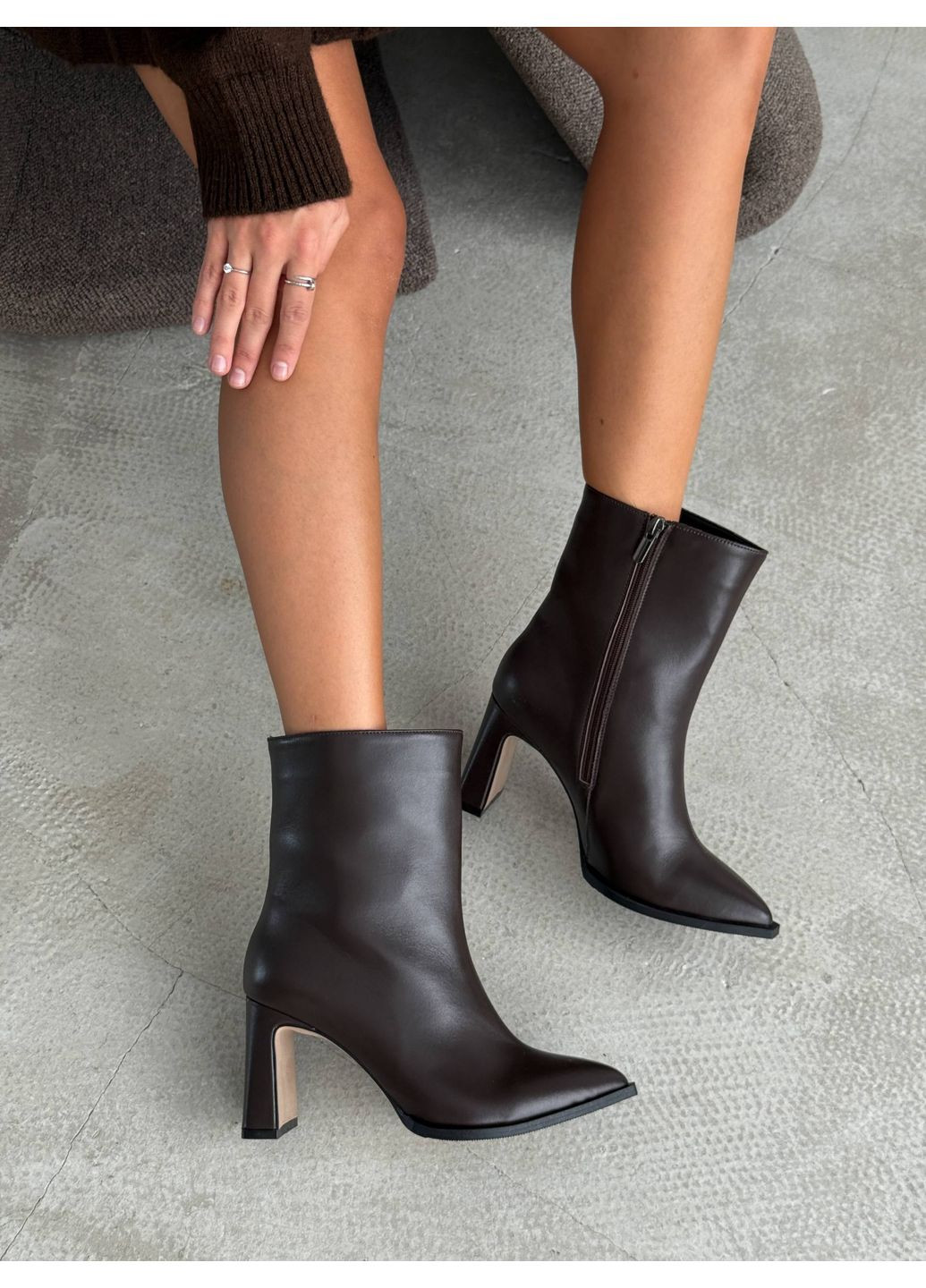 Темно-коричневі ботильйони демісезонні No Brand