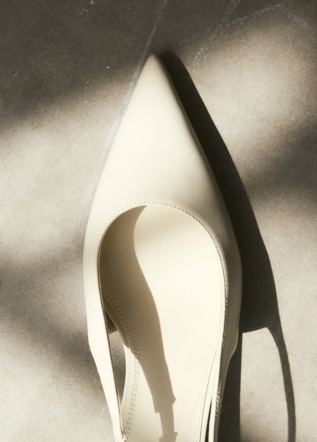 H&M Туфлі світло-бежевий з штучна шкіра, швеція — літо (342714166)