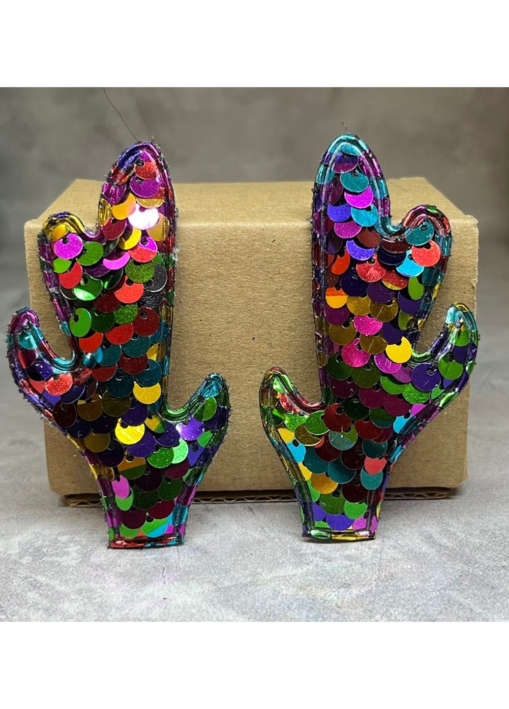 Ріжки-паєтка 3,5*7 см, колір- райдуга мікс, 1 пара No Brand (306739591)