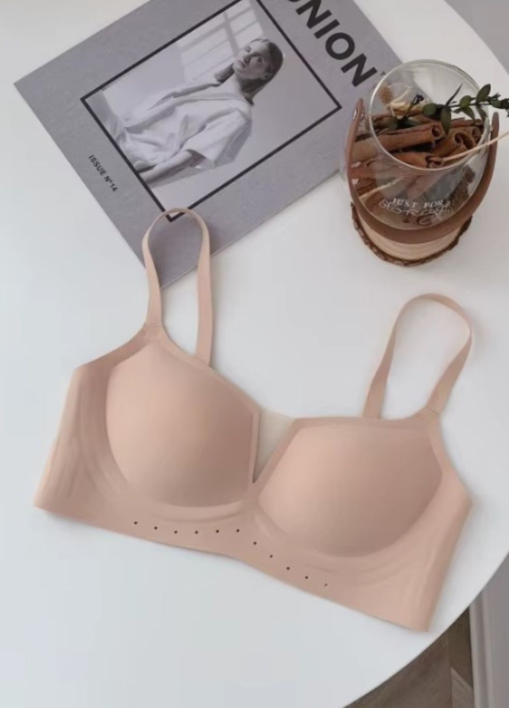 Бежевый бралетт формированный женский бесшовный нежный бюстгальтер infinite elegance (1670-70-01) Macarena без косточек