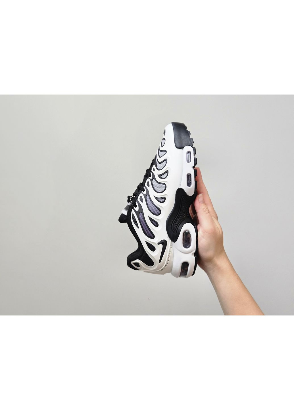 Кросівки жіночі і чоловічі Nike Air Max Tn Plus Drift White Black | Найк Аір Макс ТН плюс білі чорні No Brand білі демісезони (362672555)