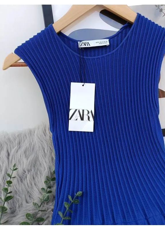 Синее трикотажное платье меди в рубчик Zara