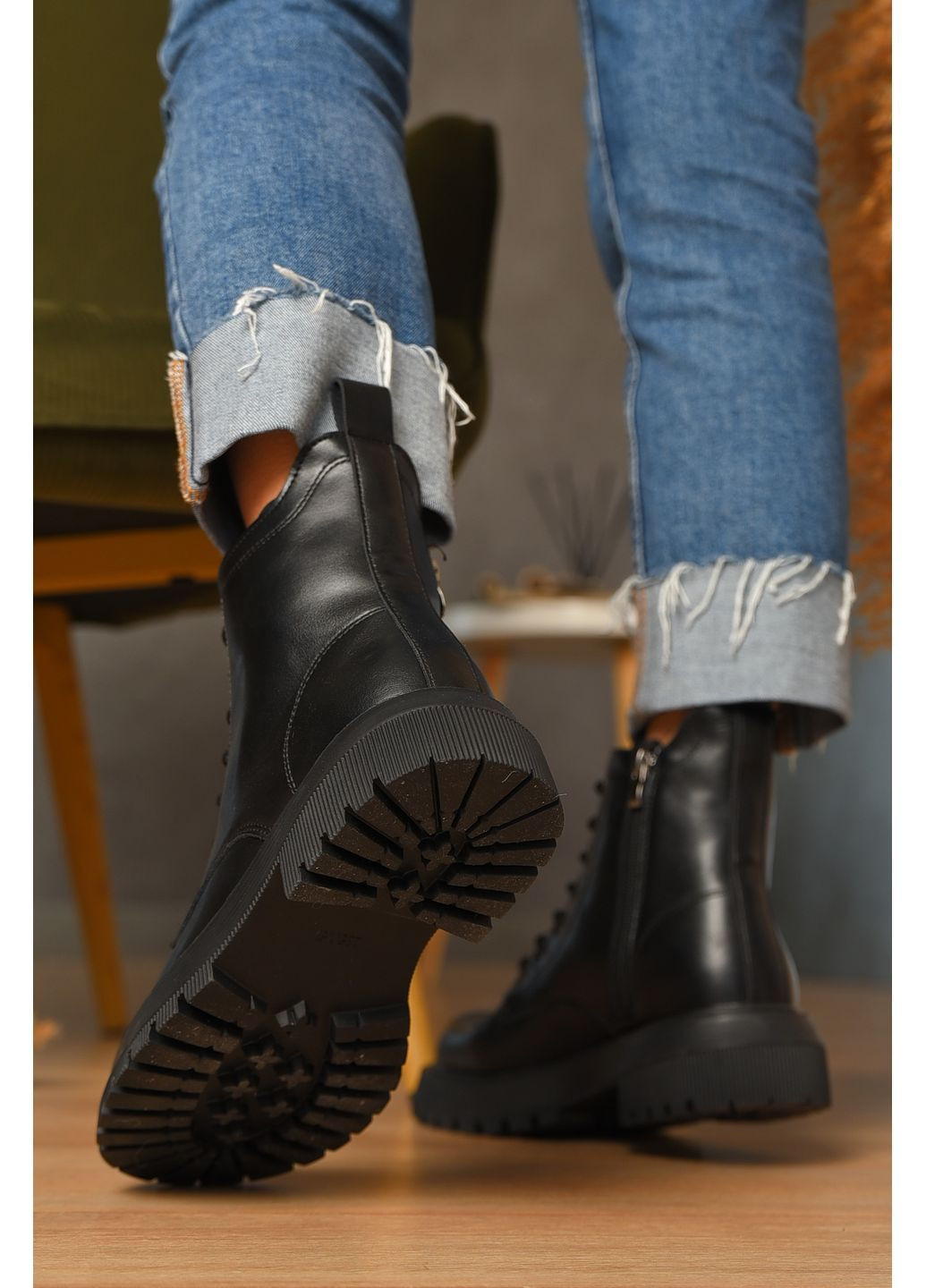 Зимние ботинки женские зимние черного цвета казаки Let's Shop без декора из искусственного меха, из искусственной кожи