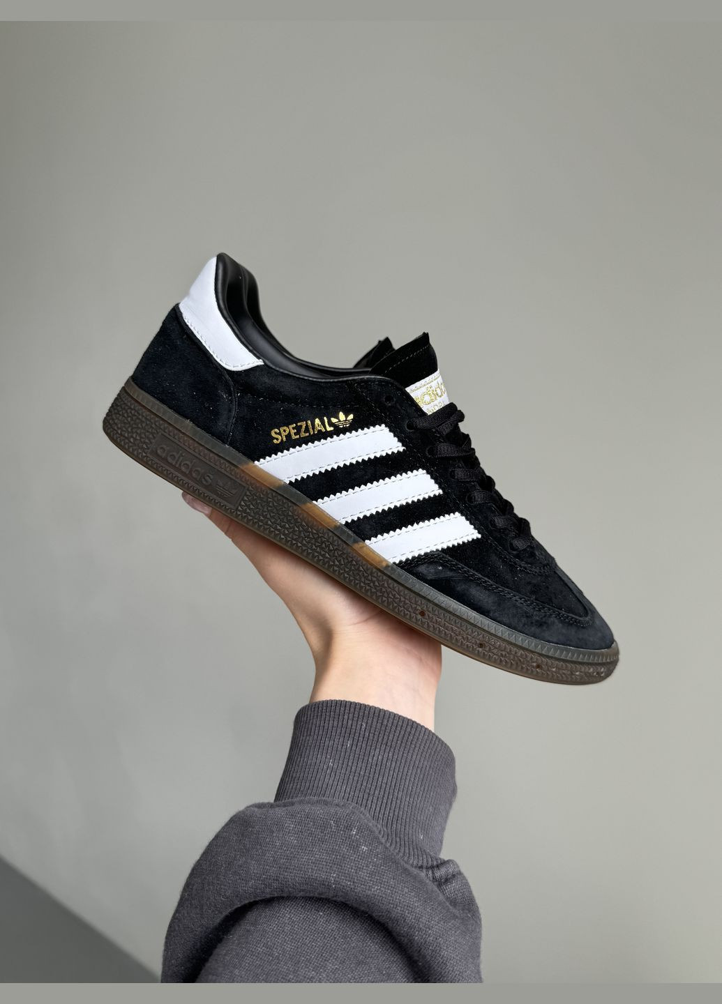 Черные демисезонные кроссовки мужские и женские adidas spezial handball black | адидас специал черные No Brand