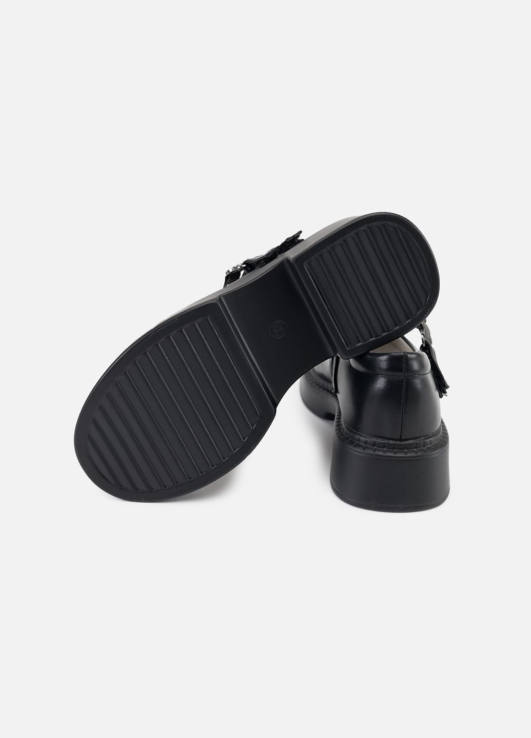 Туфлі на пласкій підошві для дівчинки колір чорний ЦБ-00252994 No Brand (299306834)