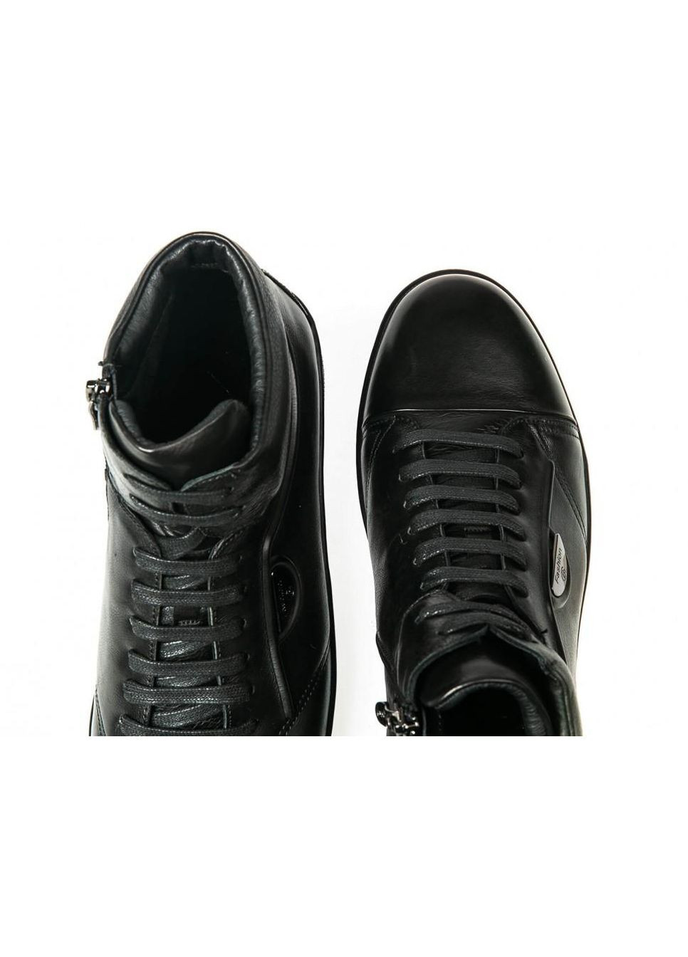 Черные зимние ботинки 7184105-б цвет черный Carlo Delari