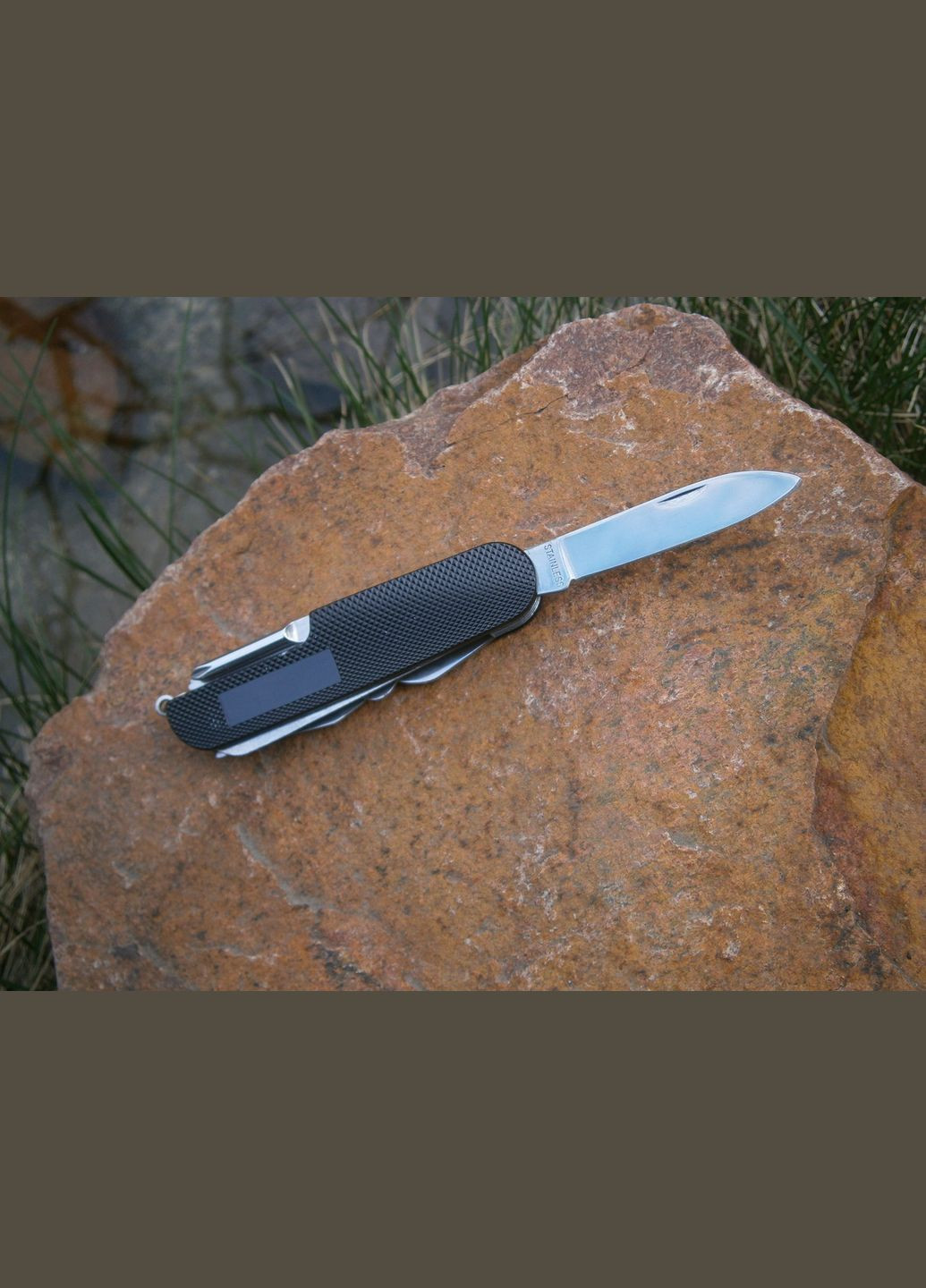 Нож малый карманный многофункциональный Travel Outdoor 11 функций черный M-TAC (327876572)