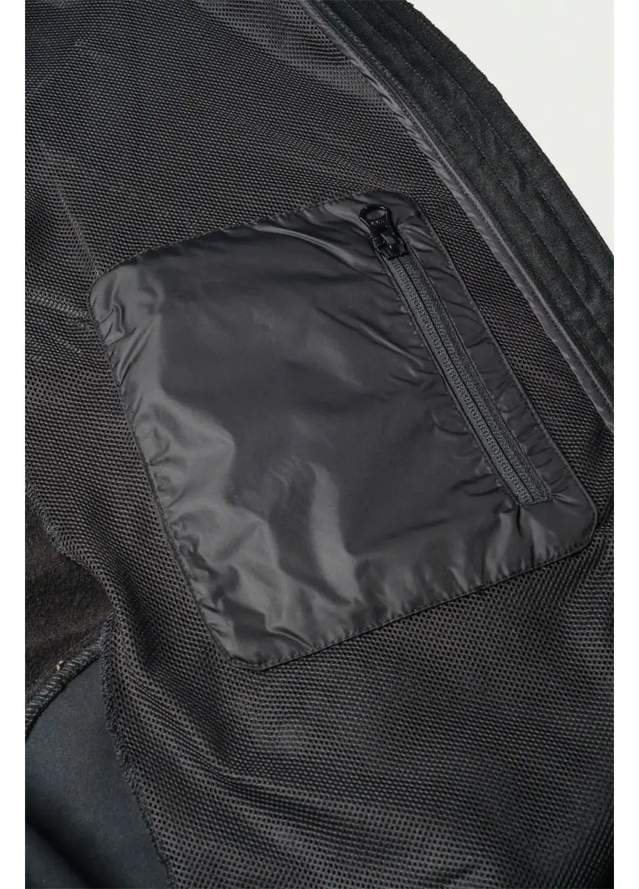 Зеленая демисезонная куртка blaser active outfits andy No Brand