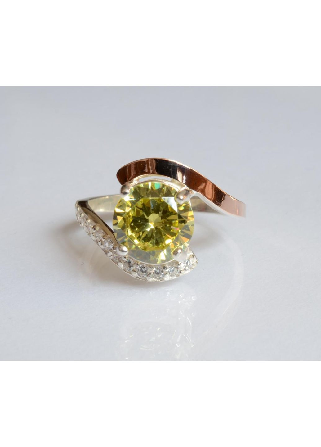 Срібна каблучка з золотими вставками Silver Style (367113211)