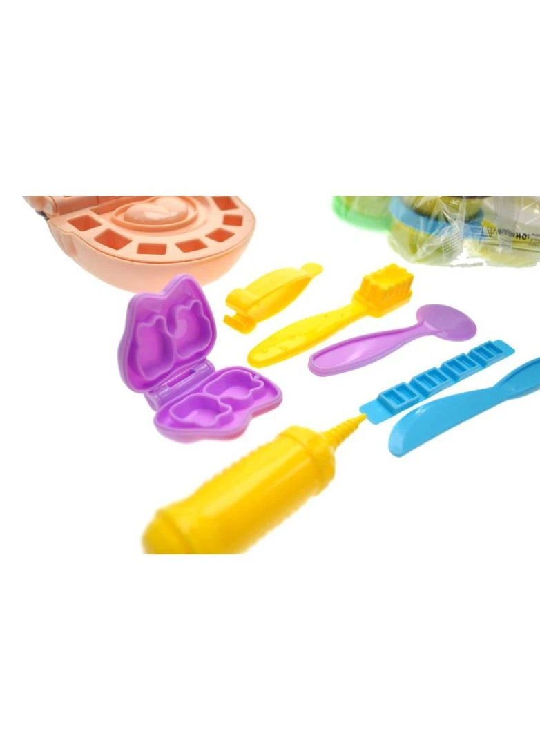Набір тіста для ліпки "Дантист" в коробці SM8097 р.22*17,5*7см YG Toys (389891927)